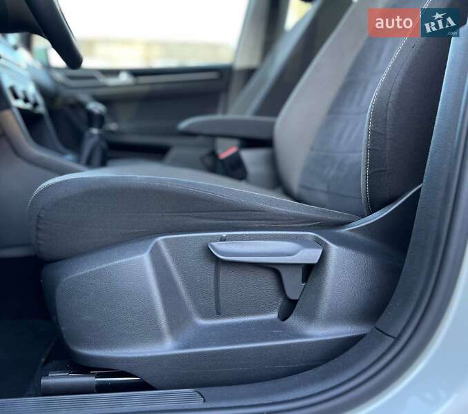 Микровэн Volkswagen Golf Sportsvan 2017 в Киеве