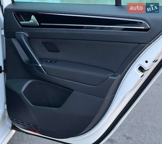 Микровэн Volkswagen Golf Sportsvan 2017 в Киеве