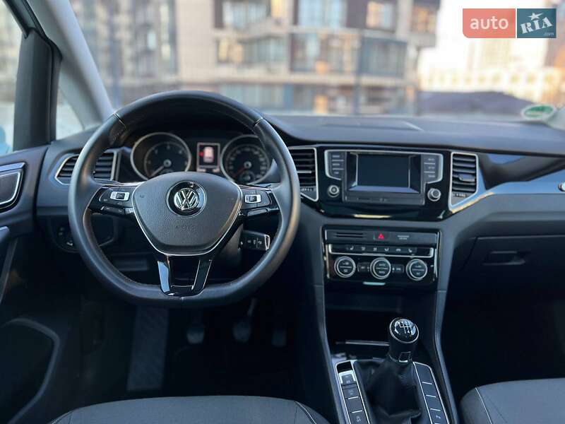 Микровэн Volkswagen Golf Sportsvan 2017 в Киеве