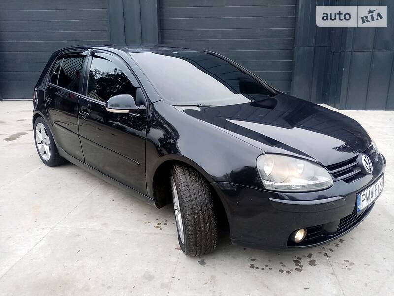 Volkswagen Golf V