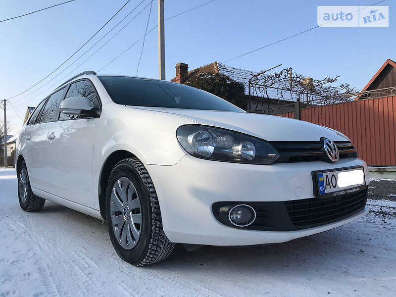 Volkswagen Golf VI