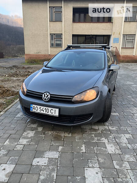 Volkswagen Golf VI