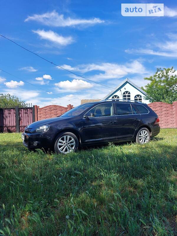 Volkswagen Golf VI