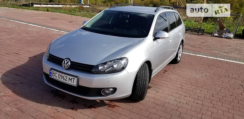Volkswagen Golf VI