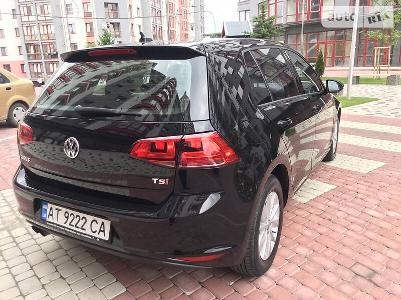 Volkswagen Golf VII