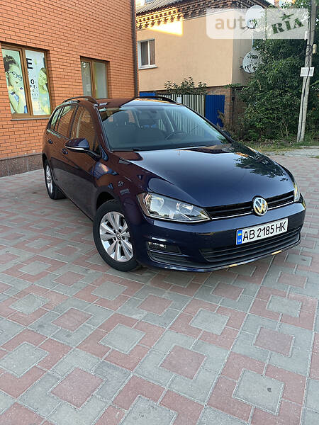 Volkswagen Golf VII Confortline 2017