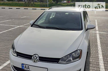 Volkswagen Golf VII Sportwagen 2015 Volkswagen Golf VII Sportwagen 2015