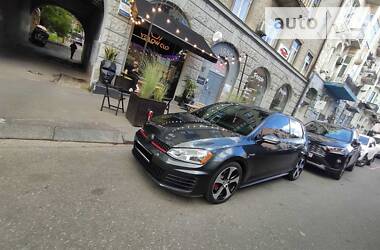 Volkswagen Golf VII gti 2015 Volkswagen Golf VII gti 2015