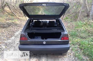 Хэтчбек Volkswagen Golf 1987 в 