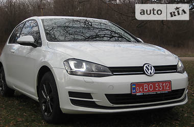 Хэтчбек Volkswagen Golf 2014 в Кривом Роге