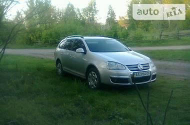 Универсал Volkswagen Golf 2008 в Киеве