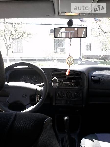Хетчбек Volkswagen Golf 1993 в Золочеві
