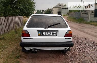 Хэтчбек Volkswagen Golf 1987 в Овруче