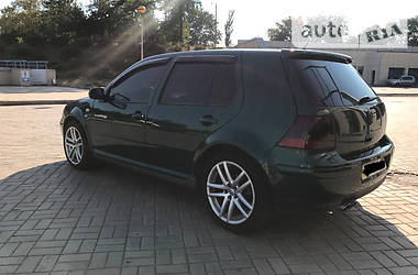 Хэтчбек Volkswagen Golf 2000 в Мариуполе