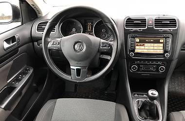 Универсал Volkswagen Golf 2012 в Ровно