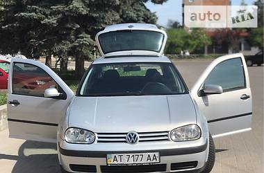 Хетчбек Volkswagen Golf 2000 в Івано-Франківську