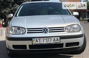 Хетчбек Volkswagen Golf 2000 в Івано-Франківську