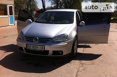 Хетчбек Volkswagen Golf 2005 в Кривому Розі