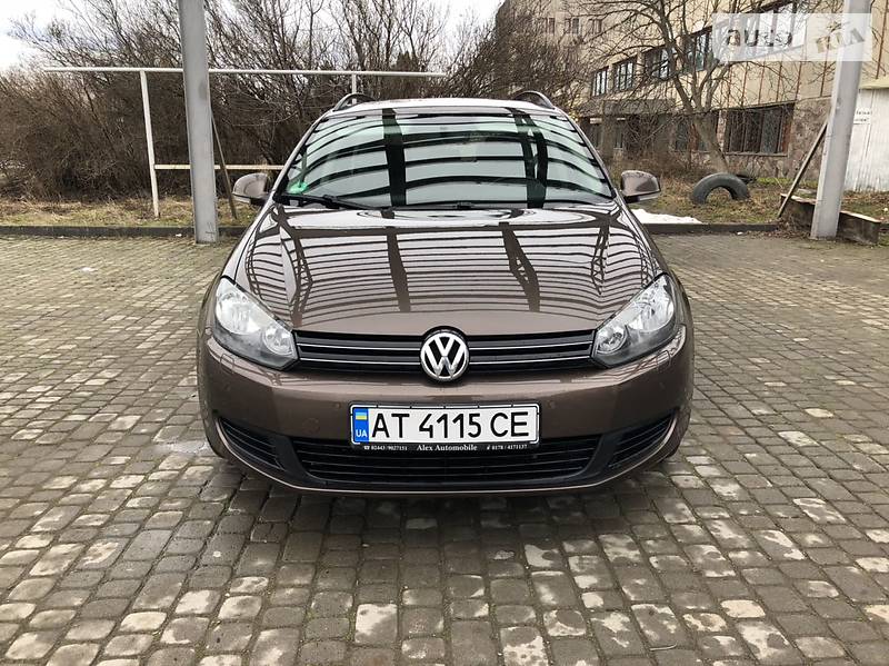 Універсал Volkswagen Golf 2011 в Коломиї