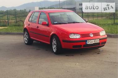 Хетчбек Volkswagen Golf 2000 в Хусті