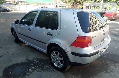 Хэтчбек Volkswagen Golf 1999 в Черновцах