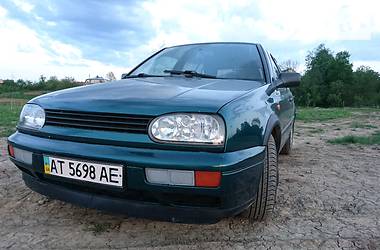 Хэтчбек Volkswagen Golf 1996 в Ивано-Франковске