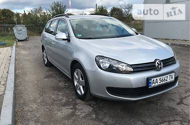 Универсал Volkswagen Golf 2010 в Луцке