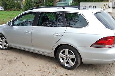 Універсал Volkswagen Golf 2011 в 