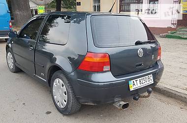 Хэтчбек Volkswagen Golf 2001 в Коломые