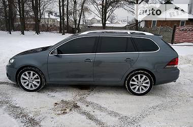 Универсал Volkswagen Golf 2013 в Черновцах