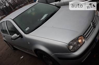 Хэтчбек Volkswagen Golf 2000 в Ровно