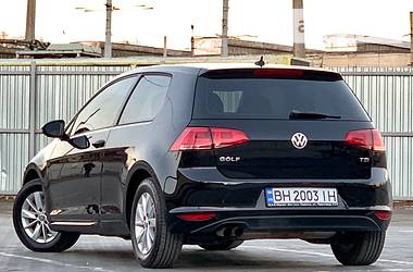 Хэтчбек Volkswagen Golf 2016 в Одессе