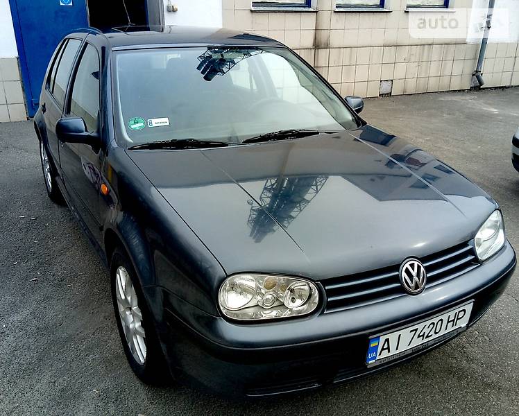 Хэтчбек Volkswagen Golf 1999 в Киеве