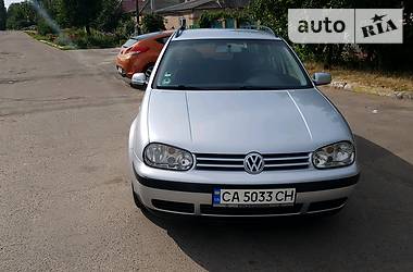 Універсал Volkswagen Golf 2003 в Черкасах