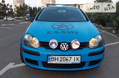 Хэтчбек Volkswagen Golf 2004 в Одессе