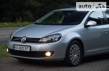 Універсал Volkswagen Golf 2010 в Міжгір'ї