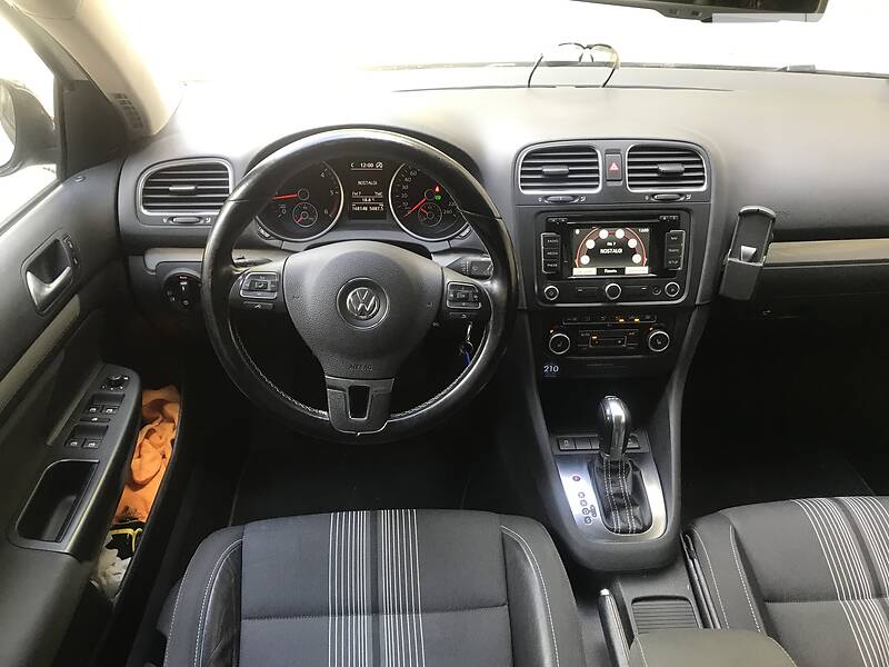 Універсал Volkswagen Golf 2013 в Києві