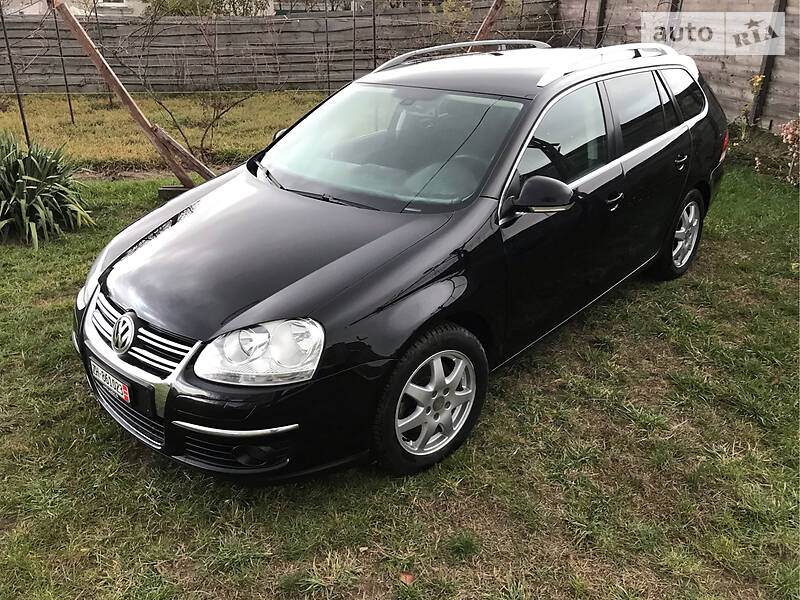 Универсал Volkswagen Golf 2008 в Дубно