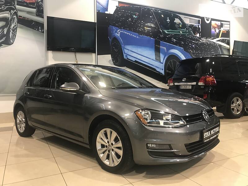 Хэтчбек Volkswagen Golf 2017 в Одессе