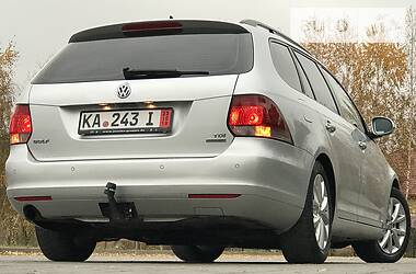 Универсал Volkswagen Golf 2010 в Дрогобыче