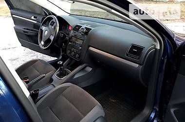 Универсал Volkswagen Golf 2009 в Виннице