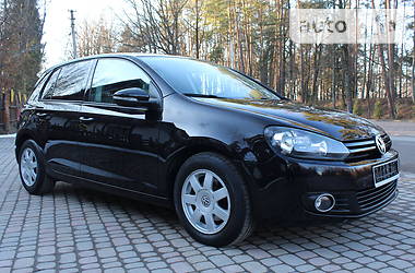 Хэтчбек Volkswagen Golf 2010 в Трускавце