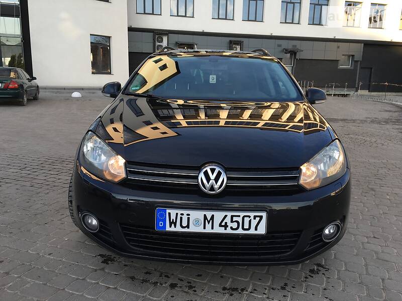 Універсал Volkswagen Golf 2009 в Тернополі