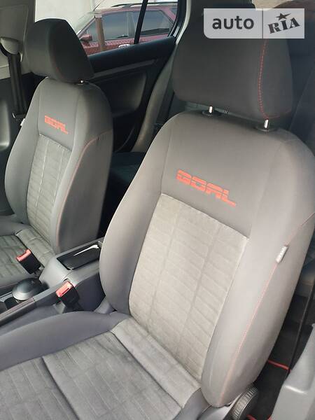 Хэтчбек Volkswagen Golf 2006 в Львове