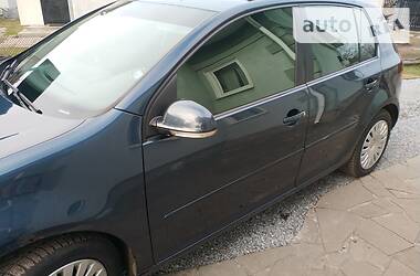 Хетчбек Volkswagen Golf 2006 в 