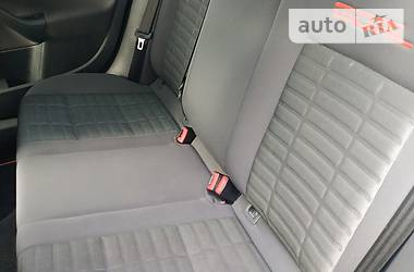Хетчбек Volkswagen Golf 2006 в 