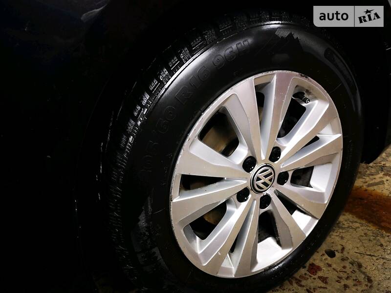 Універсал Volkswagen Golf 2014 в Києві