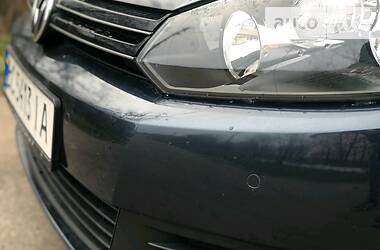 Хетчбек Volkswagen Golf 2009 в 