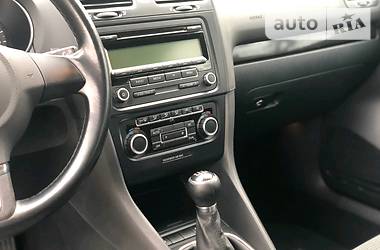 Хетчбек Volkswagen Golf 2009 в 