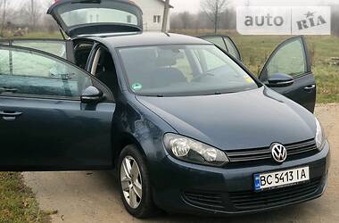 Хетчбек Volkswagen Golf 2009 в 
